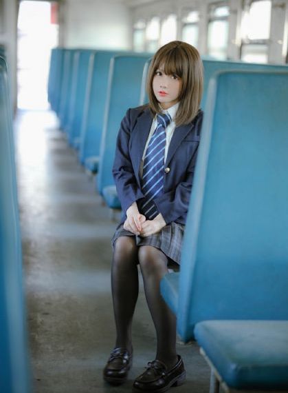 动漫美女操